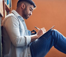 6 Ways A Journal Practice Helps Process Intense Emotions 