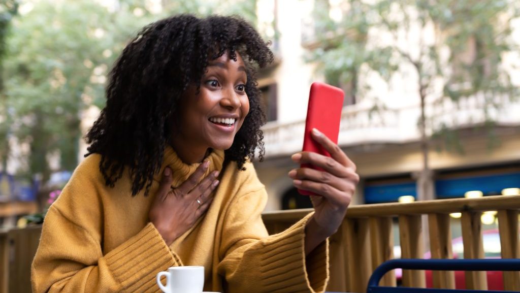 Voice AI Companions? 8 Surprising Benefits to Explore