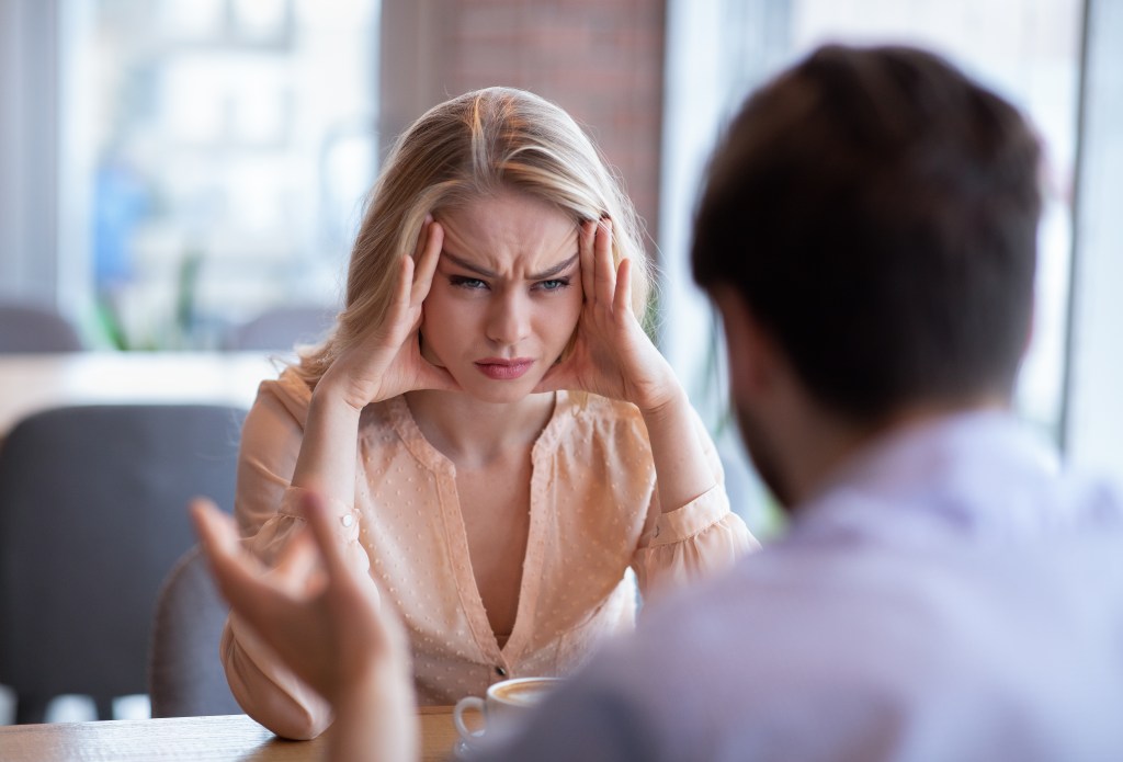 Dating someone with ADHD: couple having difficulties and misunderstanding
